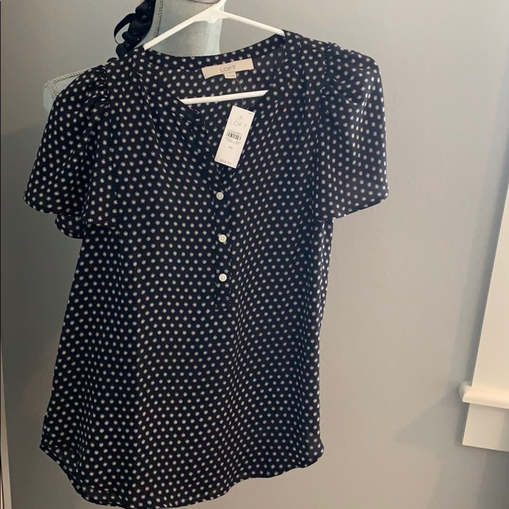 Loft blouse size XS. brand new with tags